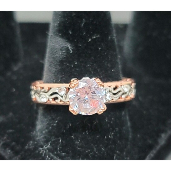 Fashion Jewelry Ring Cubic Zirconia Size 10 - Picture 4 of 6